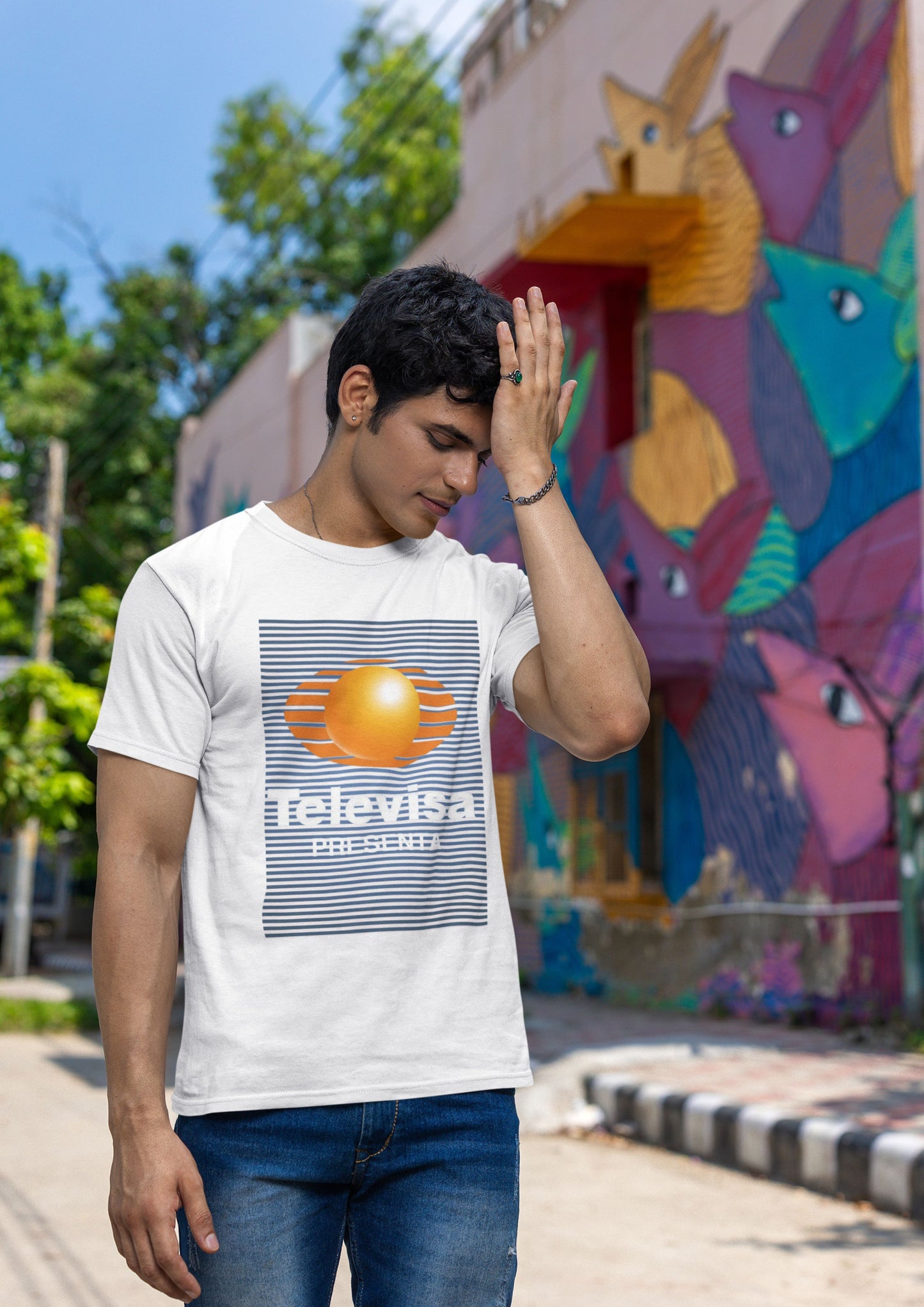 Televisa Presenta Majica